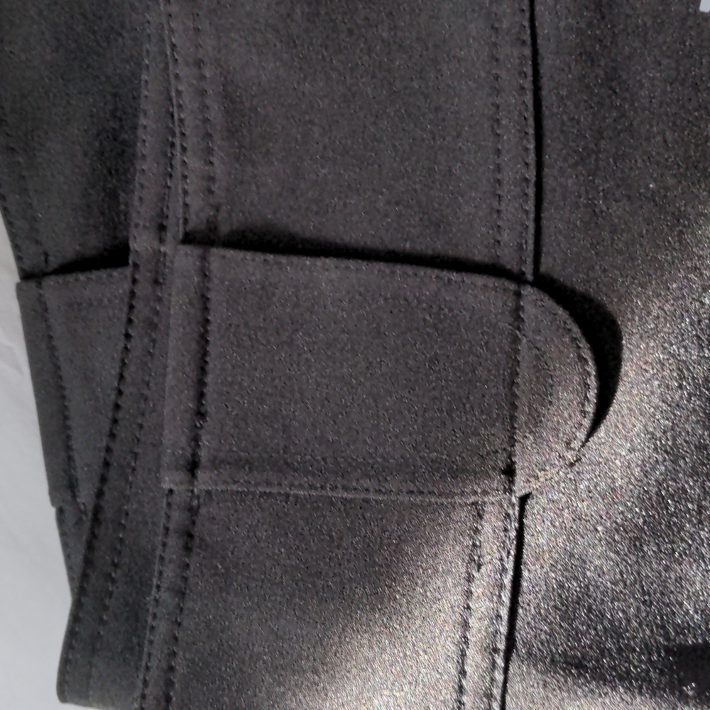 NWOT dressy shorts Juniors - Picture 3 of 7
